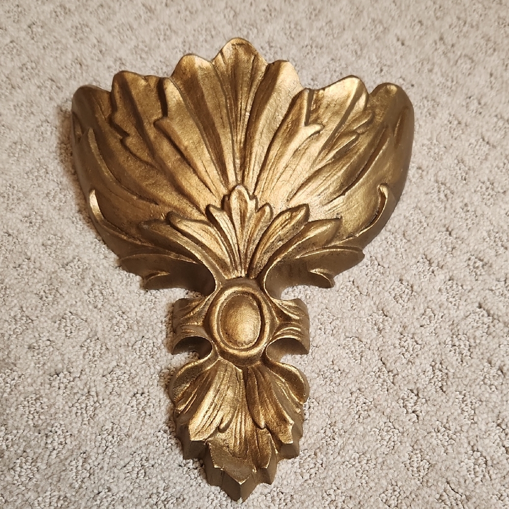 Vintage Hoda Hollywood Regency Mid-Century Golden Wall Pocket Cast Aluminum